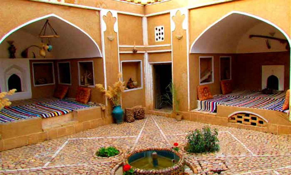 اقامتگاه بوم گردی