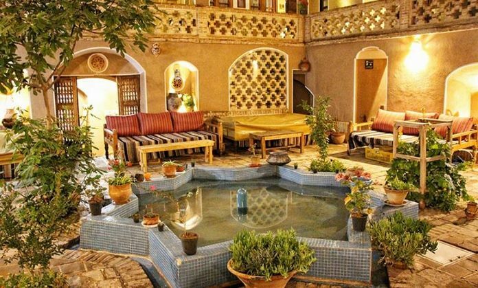 اقامتگاه بوم گردی